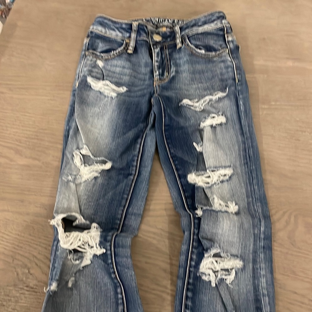 Jeans, American Eagle, size 0, super stretch, the perfect blue color, ripped.